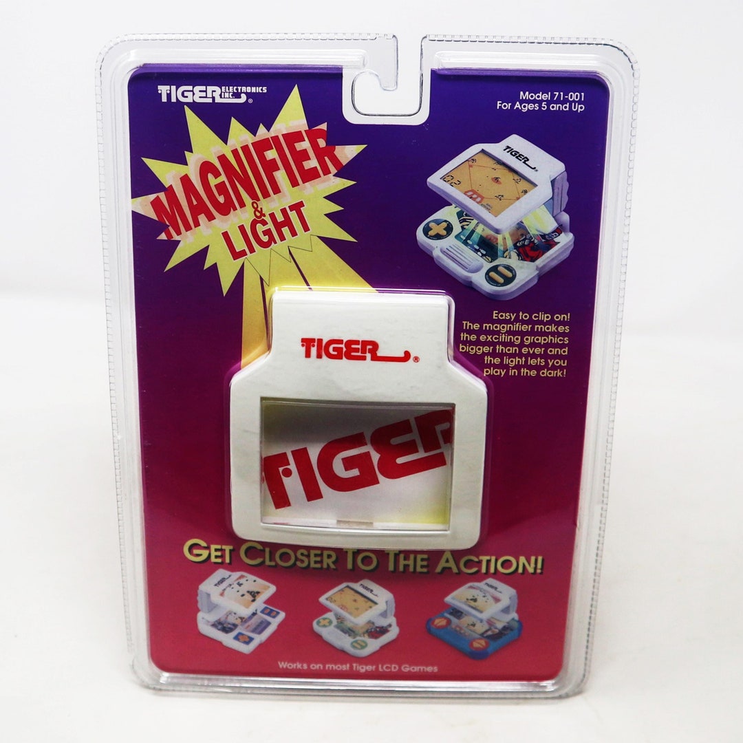 Tiger Electronics LCDゲーム　MAGNIFIER&LIGHT Vintage 1993 90s Tiger Electronics Magnifier & Light Clip on