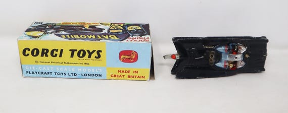 Corgi Batmobile Avec Batman Et Robin – Modèle Die-cast, Gadgets Inclus, Collection Nostalgie UK
