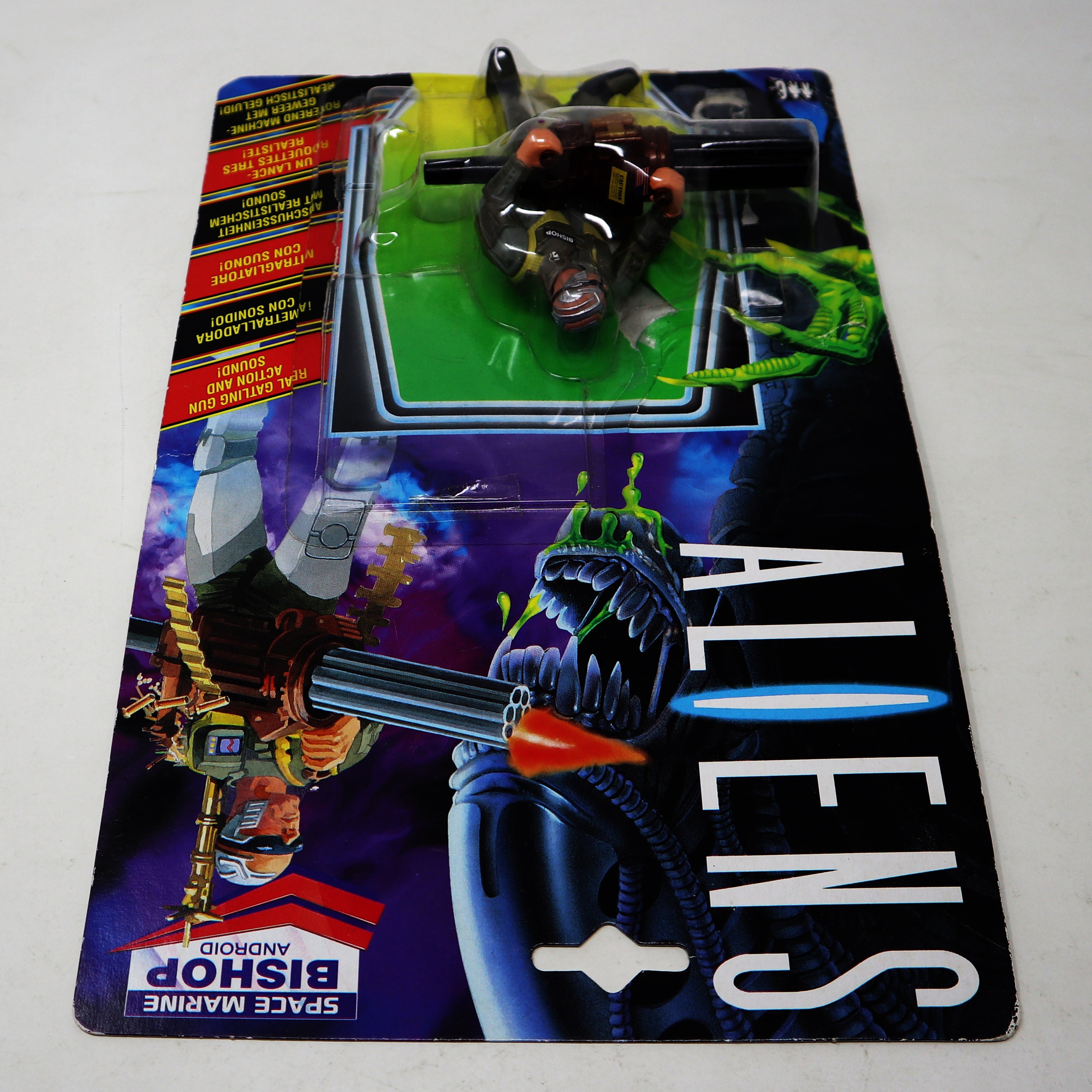 Vintage 1992 90s Kenner Aliens Space Marine Bishop Android