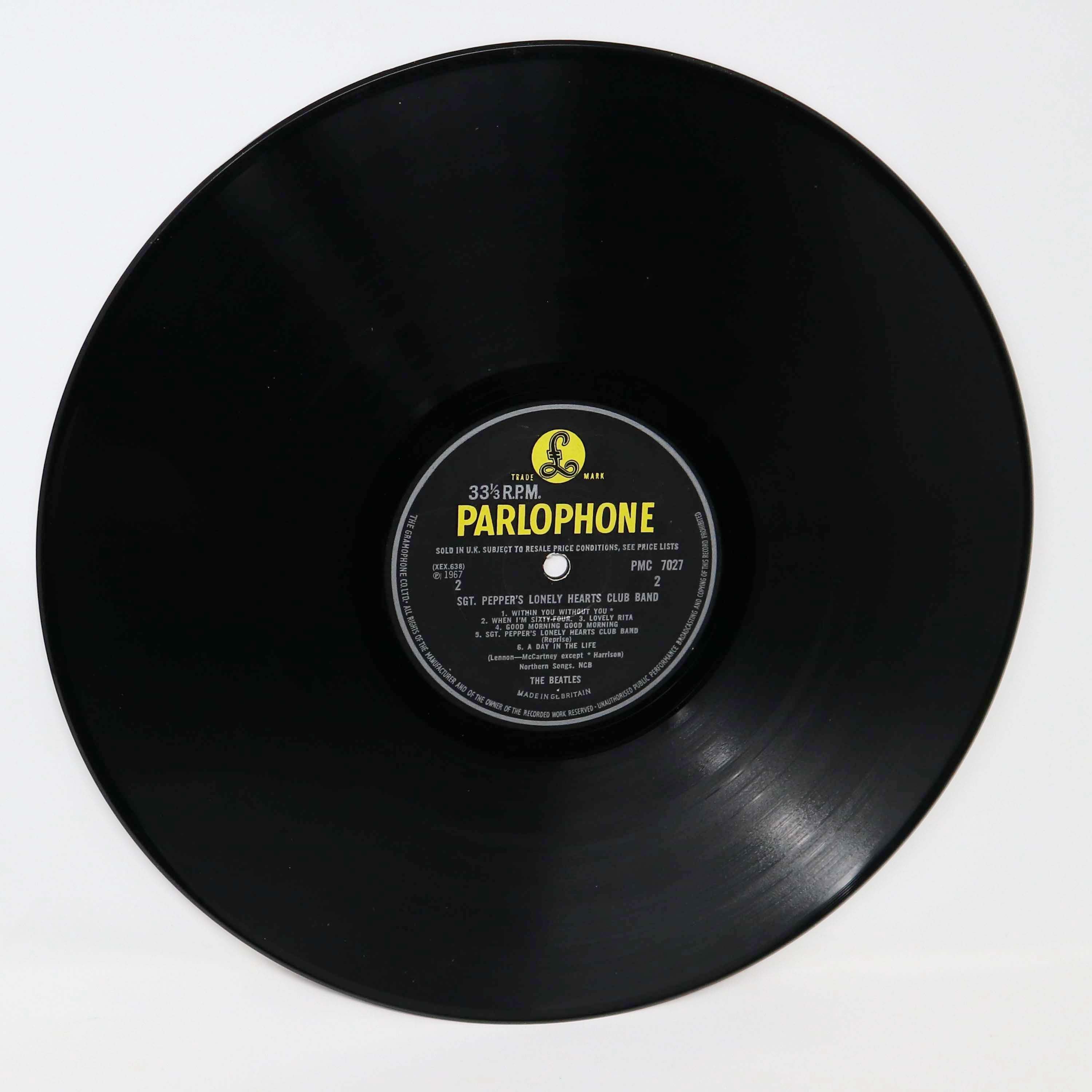 レコード　UK盤　パーロフォンラベル　サージェントペパーズ　ビートルズ　送料込み レコード UK盤 パーロフォンラベル サージェントペパーズ