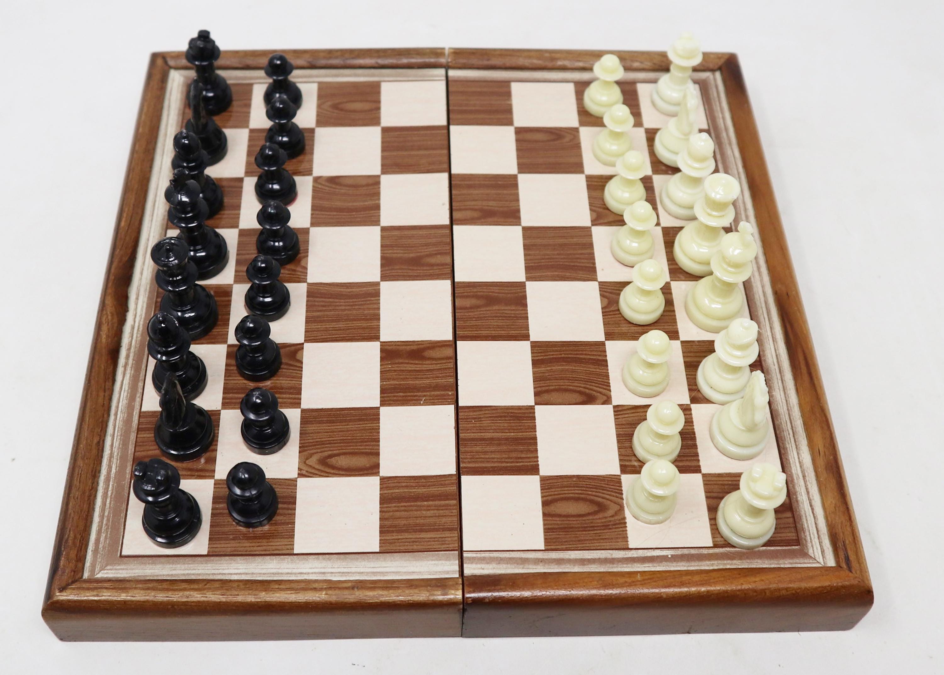 Vintage 1970s 70s Magnetic Chess Set Portable Board Game in