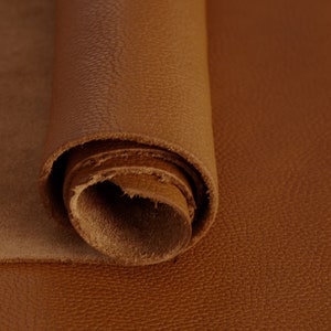 Heterogeneous and Natural Grained Full-Grain Cowhide Leather, Useful for Grain Bag Tote FLOATER Cuero