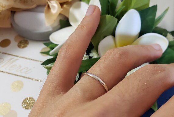 Flower 1.5mm Petite Stone Mother's Family Ring Flower 1.5mm Petite Stone Mother's Family Ring