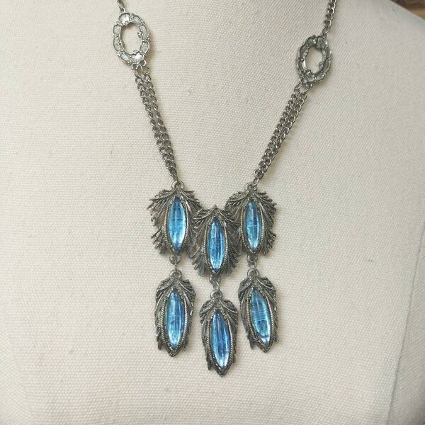Vintage Edwardian style necklace, blue rhinestones, silver tone chain