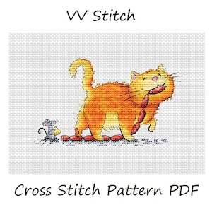 Peut inclure: Patron de point de croix PDF d'un chat orange de dessin animé avec une saucisse dans la bouche, marchant avec une petite souris grise portant un morceau de fromage. Le texte "VV Stitch" est en haut de l'image et "Cross Stitch Pattern PDF" est en bas.