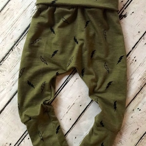 Green lightning, wizard joggers, toddler, kids. Grow with me pants, boy gift, unisex leggings. Baby girl gift.