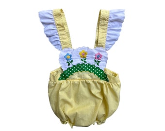 Vintage yellow embroidered baby girl bubble romper playsuit 6-9 months 1990s collar lace