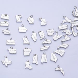 Mini Silver State Charms Tiny Home State Charm For Bracelets and Necklace making supply travel charm inspired USA State Pendant AF-1435