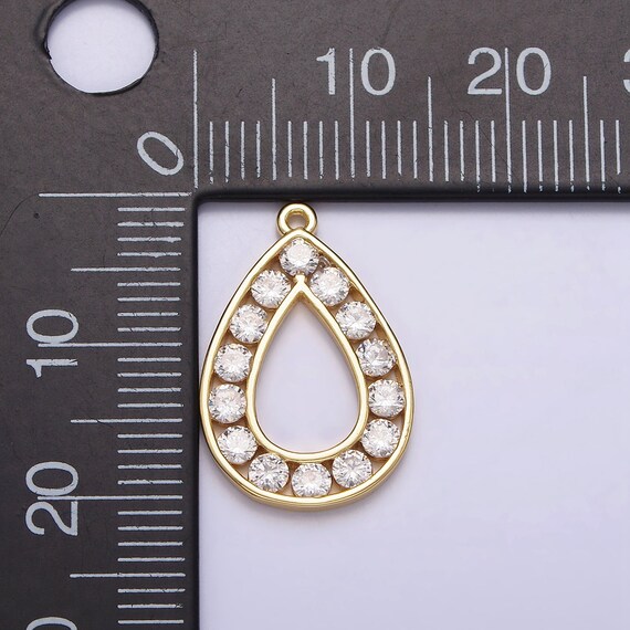 LiQunSweet 5 Dijes De Cruz De Perlas Naturales Con Latón Chapado En Oro, Micro Pavé De Circonita Cúbica, Piedra Cúbica A Granel Para Hacer Joyas, Collares, Aretes, Accesorios, 14 ~ 1.102