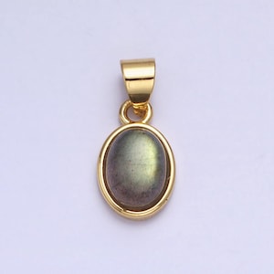 Labradorite oval charm 17x7.7mm gemstone pendant in 24k gold filled bezel aa-182