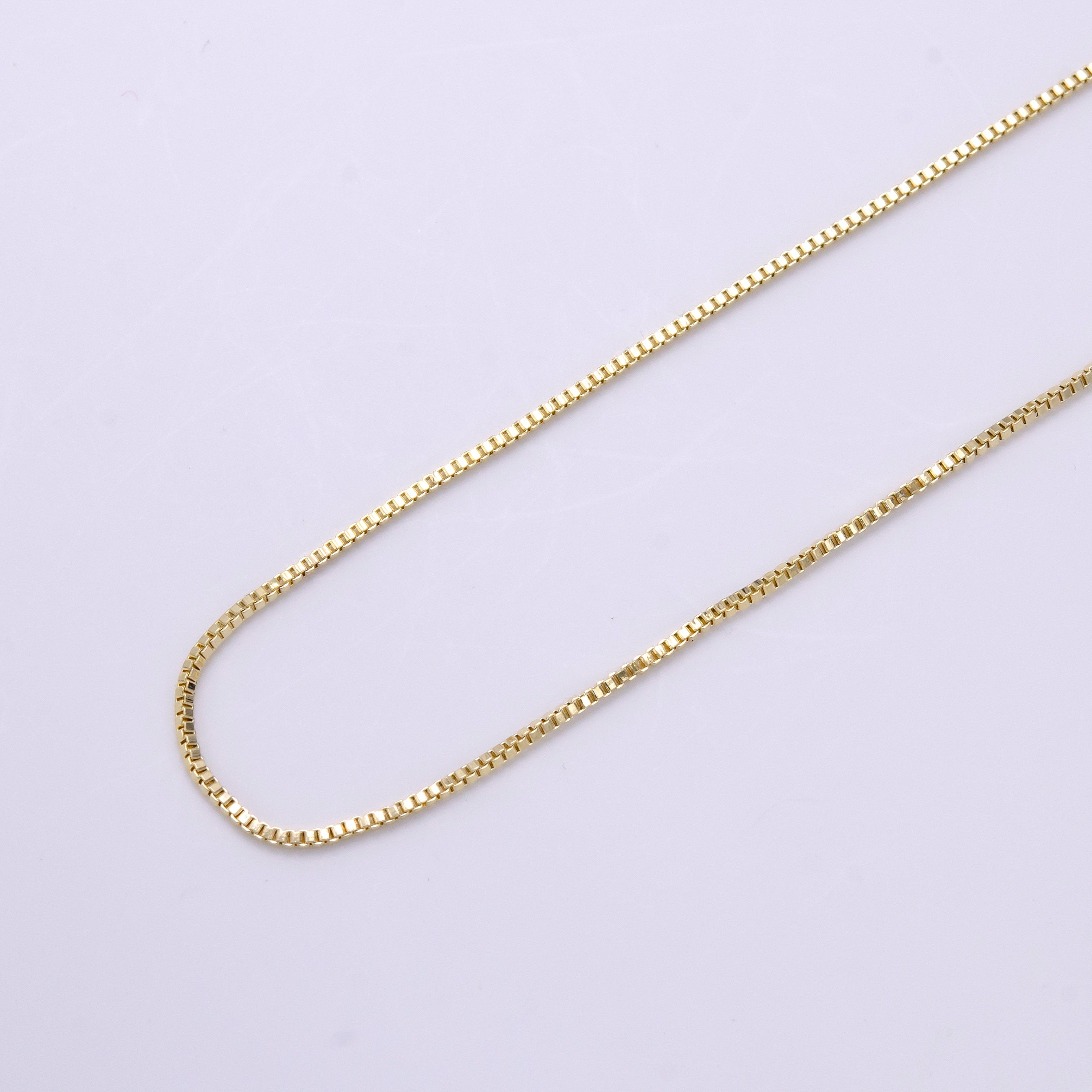 ZZIKO 16.4 Feet Gold Plated Stainless Steel Chain Bulk Flat Paperclip Link Chains 5x10mm Necklace Chain with Jump Rings Lobster Clasps Oval Cable