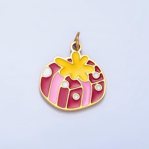 Enamel christmas present stainless steel holiday charm | p-1515