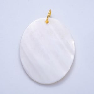 18K guldfylld 58 mm vit pärlemor oval hänge med naturlig ädelsten, stor skiva, berlock, strandbröllopssmycken, present till henne | Charms-00613