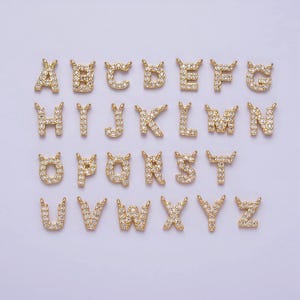 Dijes de letras de oro cúbico, dije personalizado con inicial de circonita cúbica, mini colgantes para collar, alfabeto de 9 x 6 mm a585-a597