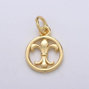 Fleur de lis charm, iris flower  pendant, 24k gold  lily petal charm for necklace bracelet supply chgf-1947