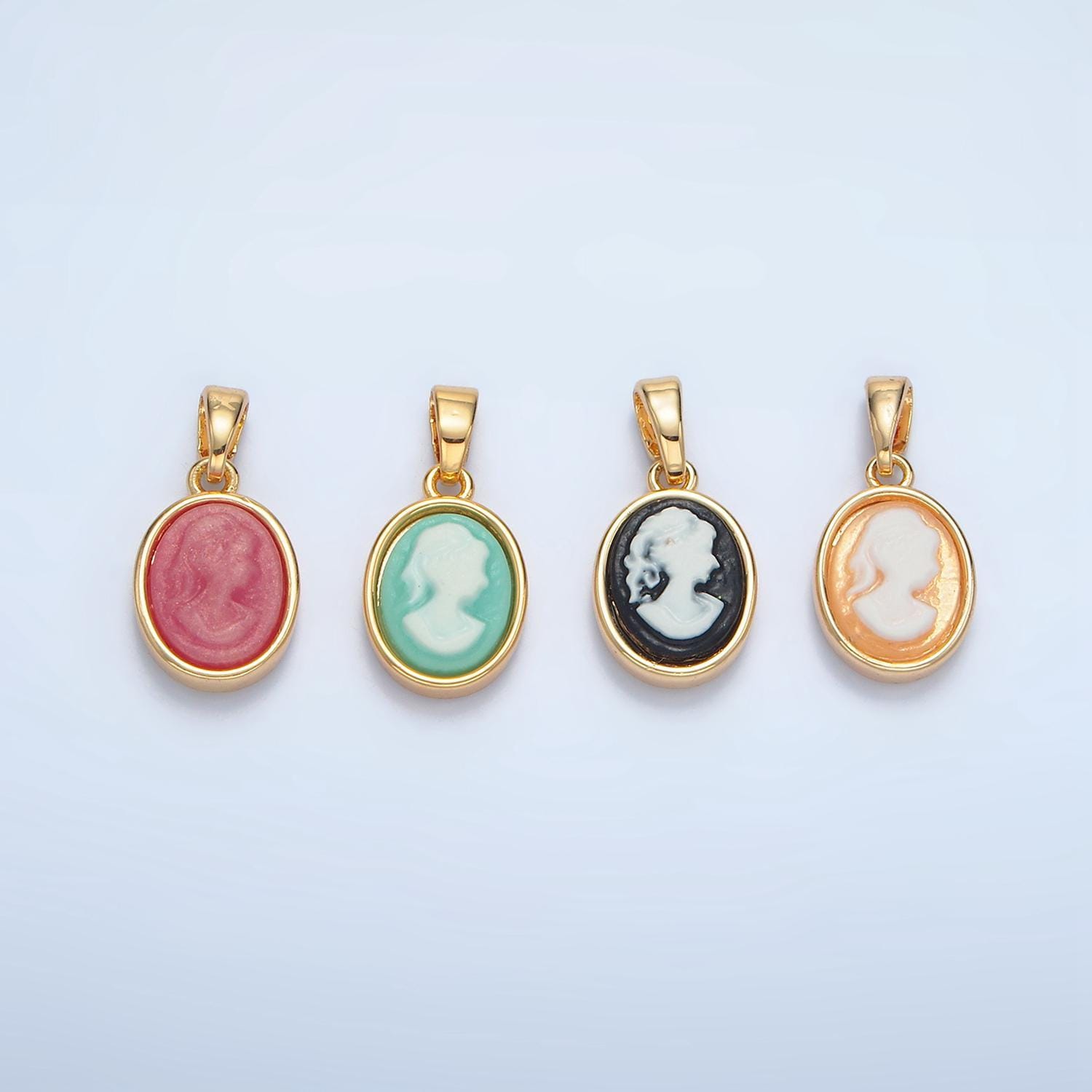 Pendentif camée en or – Galerie Duchesse
