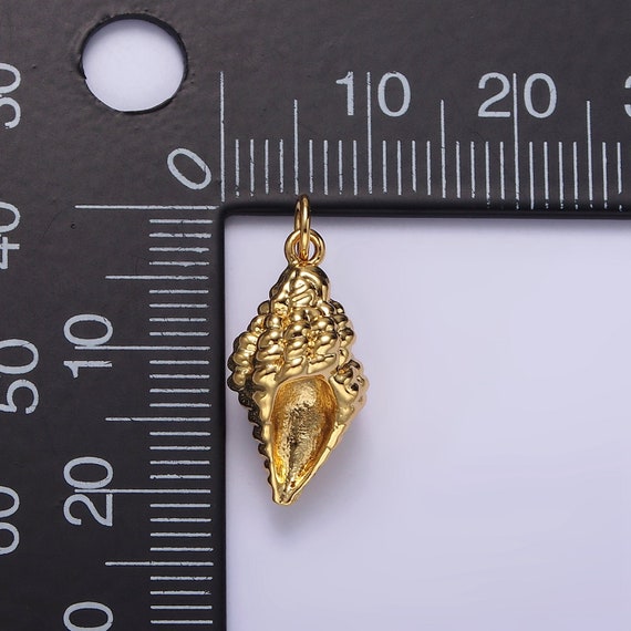 14K Gold Filled 20mm Ocean Clam Sea Shell Add-on Charm in Gold