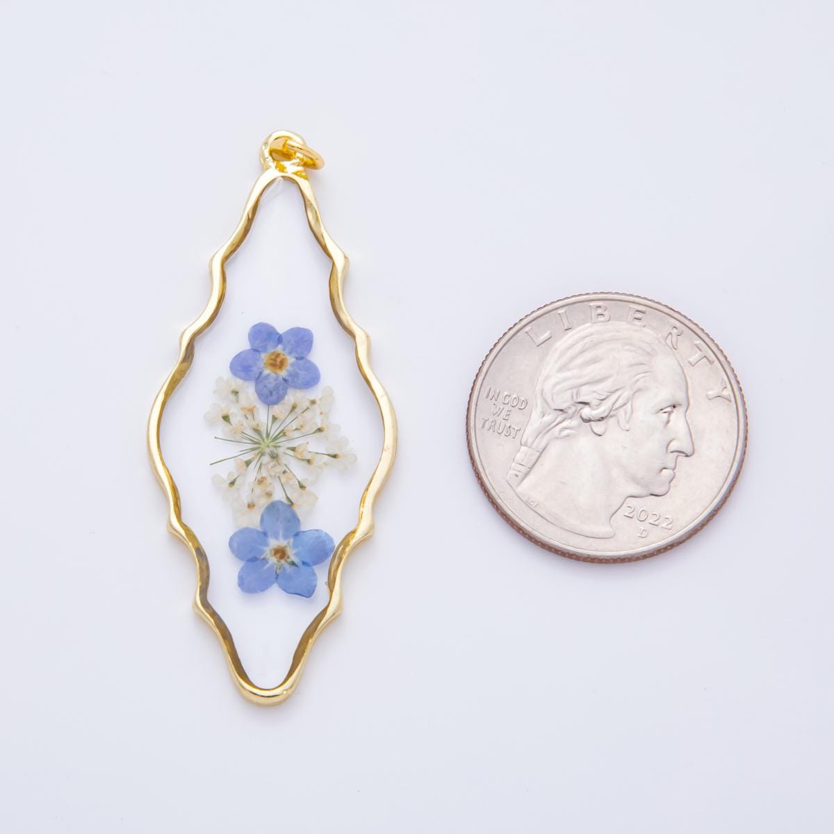 アクセサリー 18K 5.9 grams 18cm with charms 18K Gold Filled 54mm Resin Wavy Diamond-cut Blue Flowers Charm