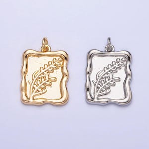 Gold lavender flower dainty minimalist charm square gold floral charm for bracelet necklace earring component ac775
