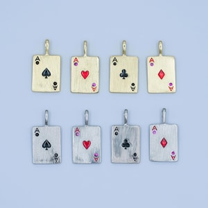Zierliche Gold Herz Ace Spielkarte Charme Ace of Spade Poker Anhänger Las Vegas Schmuck inspiriert AA-1449