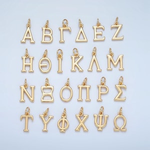 Delicado dije personalizado con el alfabeto griego bañado en oro de 18 quilates en oro y plata / a1271