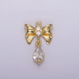 Queen's Bow Charm 14K