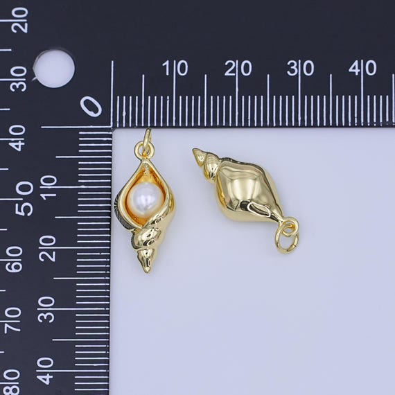 3/5 pezzi ciondolo a forma di conchiglia di perle riempito d'oro 14k 3/5 pezzi ciondolo a forma di conchiglia di perle riempito d'oro 14k