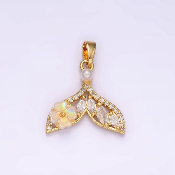 Pingente em formato de cauda de baleia com pérola, flor iridescente em formato de marquise cravejada com microzircônias cúbicas em ouro 14k | n1823