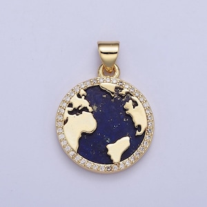 Colgante con medallón de moneda y mapa del mundo de lapislázuli azul dorado, relleno de oro de 24 quilates, micro pavé de circonita cúbica redonda, para joyería / x-426