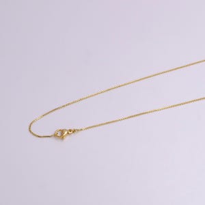 Elegant boxkedja 0,8 mm bred kedjehalsband 14k guldfyllt färdigt att bära 19,5" långt wa-1906