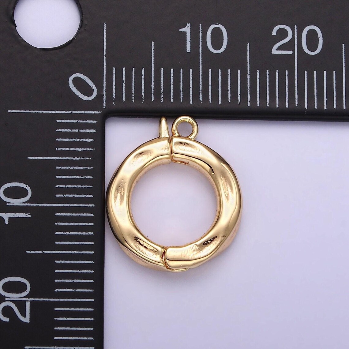 Mini Hammered Texture Classic Round Gold Charm Enhancer Clasp Pendant ...