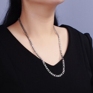 Unisex 24 Inch 5mm Gold Stainless Steel Cuban Curb Chain Necklace - Includes Gift Box