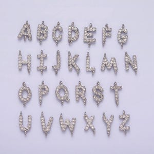 Mini cz seitlich Anfang Charme Stecker Silber Buchstabe zierliche Name Halskette Verbindungsstecker für personalisierte Schmuck Versorgung Armband Halskette