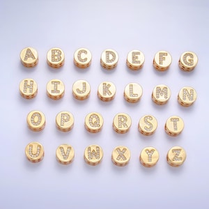 Cuentas con letras iniciales de oro de 12 mm, cuentas del alfabeto, cuentas con iniciales, dije circular con inicial micro pavé del alfabeto para pulsera y collar a1526