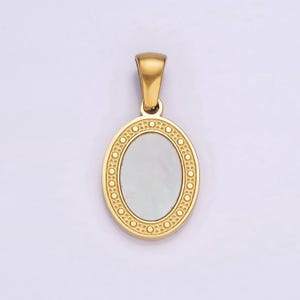 Stainless steel shell pearl dotted frame oval pendant | p852