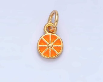 Winzige Kumquat Orangenscheibe 24k vergoldet Emaille Anhänger | x-830