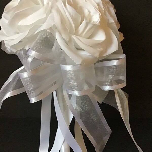 Bridesmaid bouquet,  Toss Bouquet, or Small Flower Girl  Bouquet