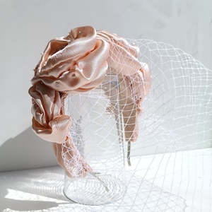 Flower Creamy Birdcage veil headband Pale peach flower Bridal wedding Fascinator with netting Headpiece wedding guests bibi mariage Gift her