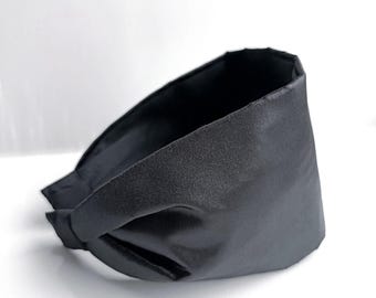 Diadema ancha de satén negro para mujer, diadema lisa para adulto, diadema cómoda, diademas negras hechas a mano, regalo para su hermana.