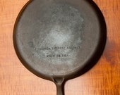 Vintage Unmarked Wagner Cast Iron 11 1 4 quot Skillet Griddle.