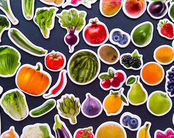 Vegetables & fruits magnets, Set of 50, Fridge magnets for kids, Realistic food magnets, Educational toy, Toddler magnets, Kitchen decor