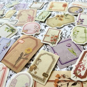 Pack FLORAL 75 papiers éphémères - look vintage - Pour décoration Junk Journal / Scrapbooking / Papeterie créative / étiquette cadeau