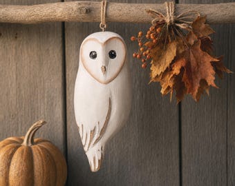 手彫りの木製フクロウの赤ちゃん – 高さ8インチ – フクロウの彫刻