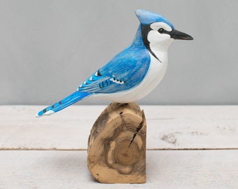 ブルージェイ - 高さ8インチ - 手彫りの木製の鳥 - Etsy 日本