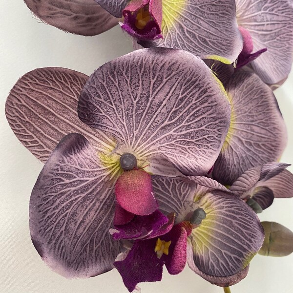 Grote kunstmatige orchidee, bloemencadeau voor haar, kunstbloemen, donkerpaarse orchidee Phalaenopsis faux paarse bloemen voor bloemschikken.