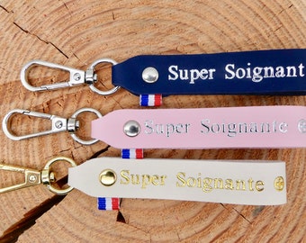 Handmade leather keychain "Super Soignant /e"