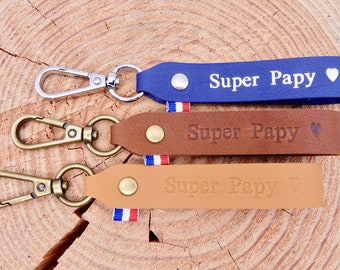 Handmade leather keychain "Super Papy" or "Super Papi"