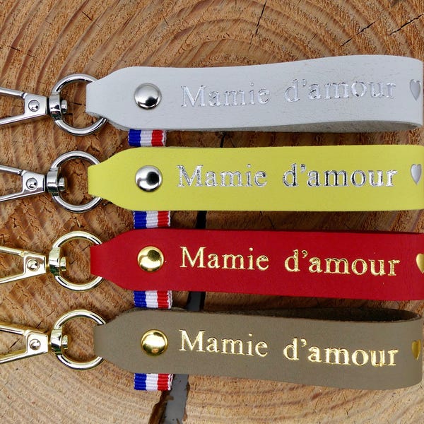 Handmade leather keychain "Mamie d'amour"
