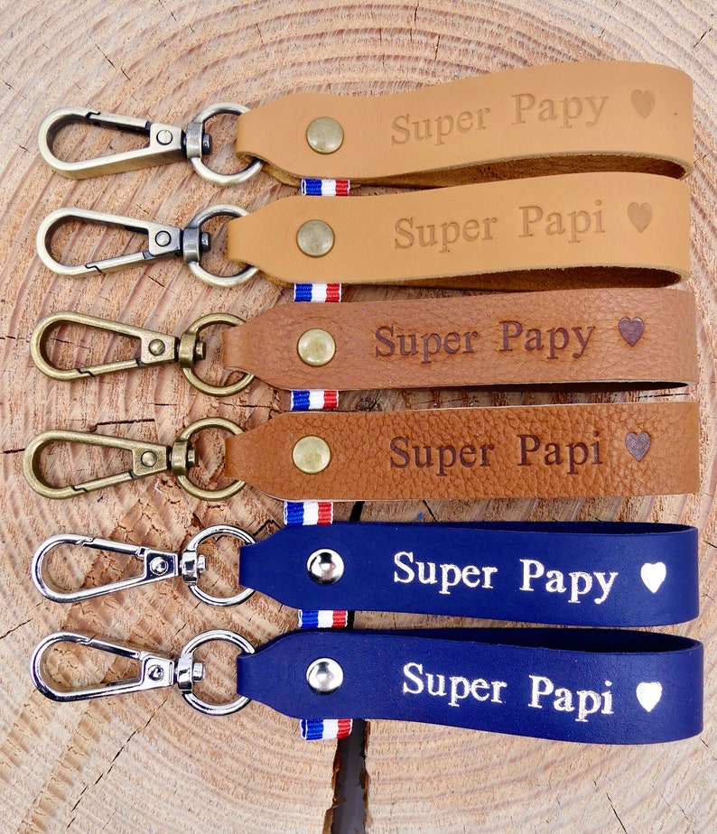 Porte-clés en cuir fait main Super Papy ou Super Papi image 1