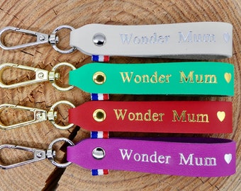 Porte-clés en cuir fait main "Wonder Mum"
